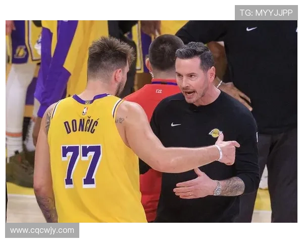 武圣称赞JJ与东里展现白人力量小里若落选全明星或因政治正确因素